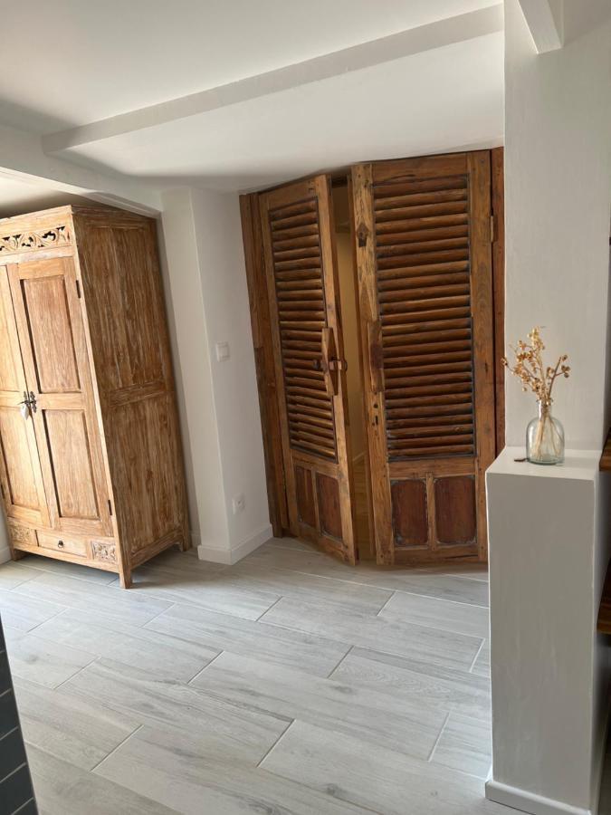 La Villa De L'Ermitage . 100 M Du Lagon 圣吉尔莱班 外观 照片